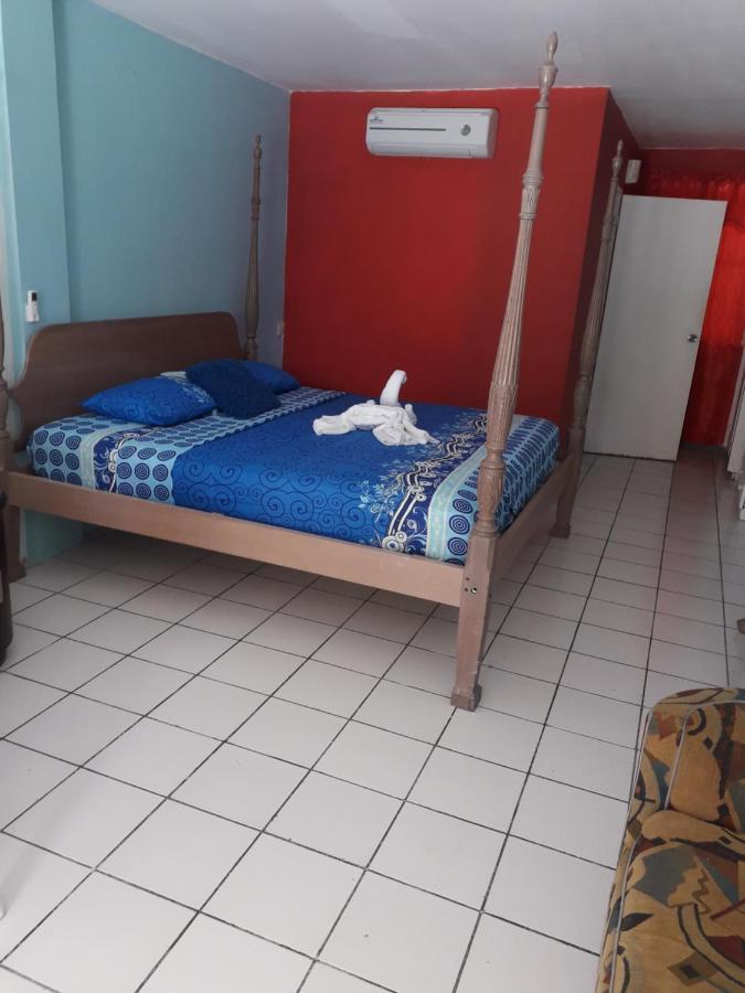 Bay Heights B&B Gros Islet Exteriör bild